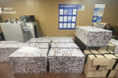 51 тисяча пачок сигарет у фурі з меблями: контрабанду вилучили на пункті пропуску в Могилеві-Подільському 51 тисяча пачок сигарет у фурі з меблями: контрабанду вилучили на пункті пропуску в Могилеві-Подільському